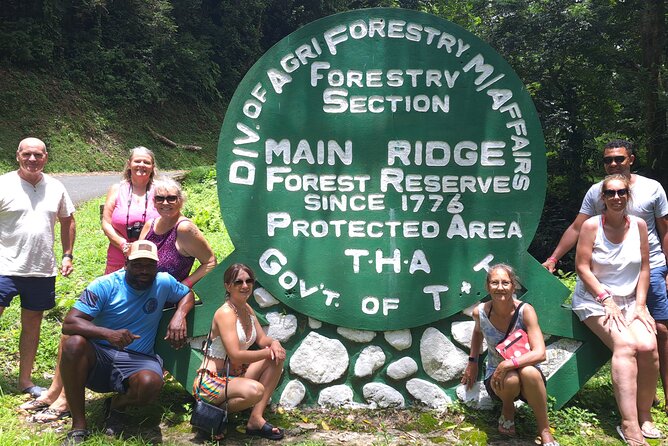 Island Tour (Food and Drinks include) - A group of 14 keeps the experience manageable