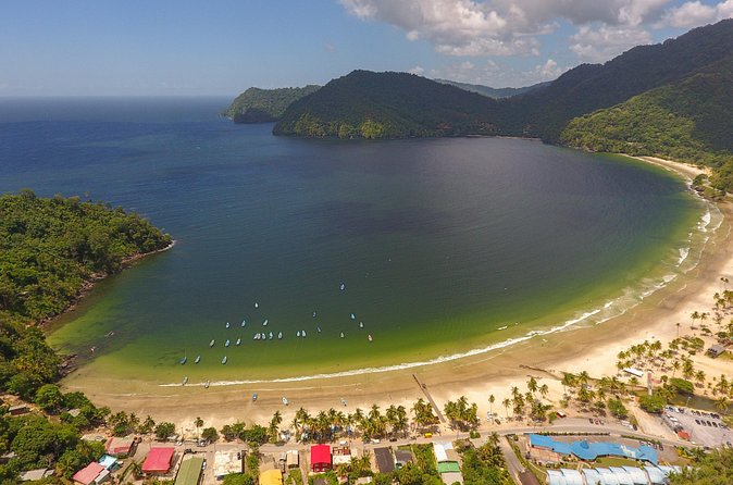 Maracas Beach Trip - What the private vehicle adds to the $114 price