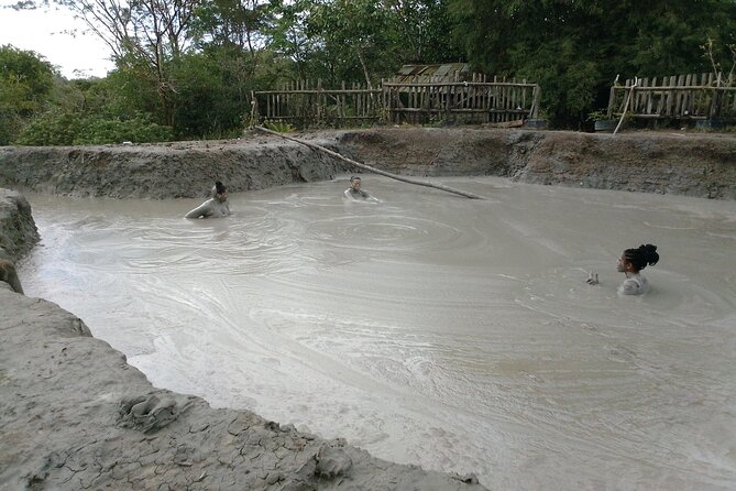 Mud Volcano Adventure - The guides make the day personal