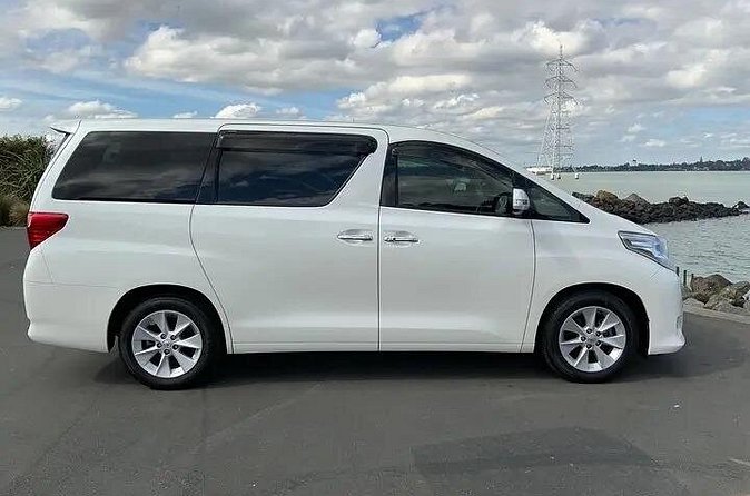 Port of Spain Airport (POS) to Port of Spain Round-Trip Transfer - Who will get the most from this service