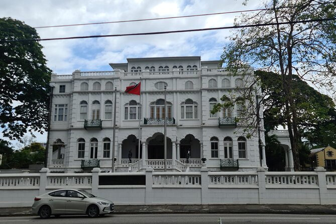 Port of Spain City Highlights and Maracas Beach - Private touring, group size, and who gets the best value
