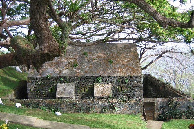 Tobago Island Tour - Parlatuvier Bay and the road toward Speyside