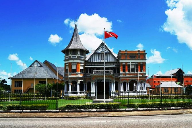 Trinidad Highlights Tour from Port of Spain - Bake and fish, bake and shark, and chow