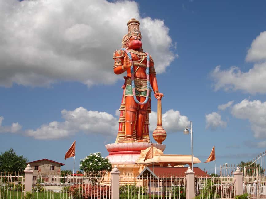 Trinidad: Pitch Lake and Chaguanas Sightseeing Tour - Pitch Lake: walking across Trinidad’s tar-filled oddity