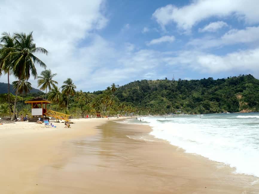 Trinidad: Rainforest Hike to Avocat Waterfall - Maracas Lookout gives you the first big view